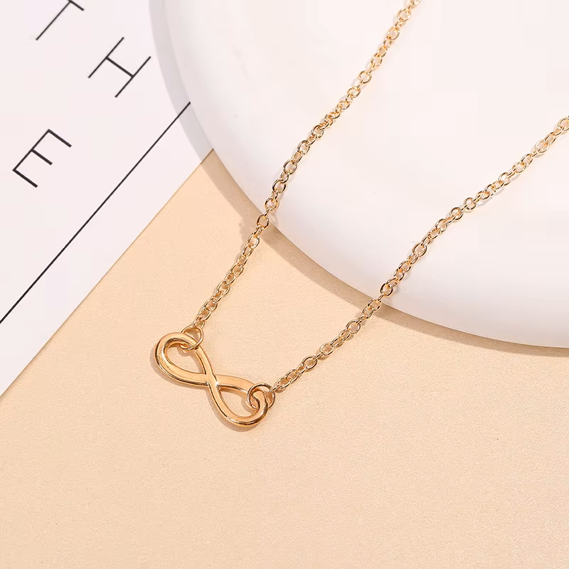 LIVIA UNENDLICH-KETTE