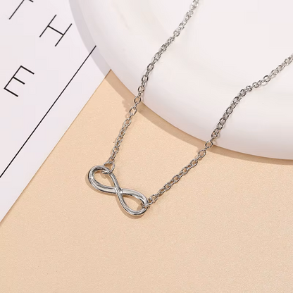 LIVIA UNENDLICH-KETTE